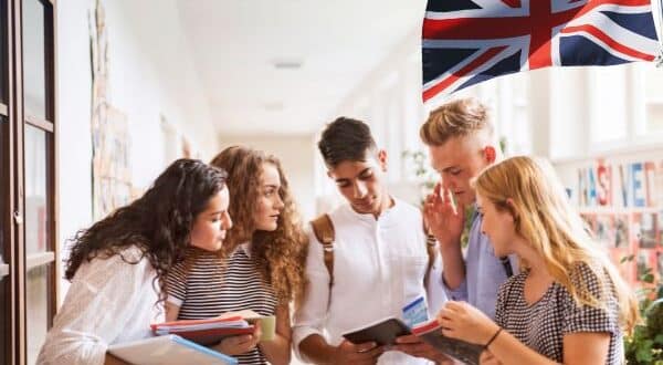 UCL Global Master's Scholarship 2025