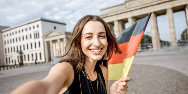 DAAD Helmut-Schmidt Scholarship 2026