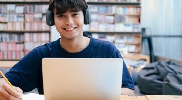 GCUB International Mobility Scholarship 2025